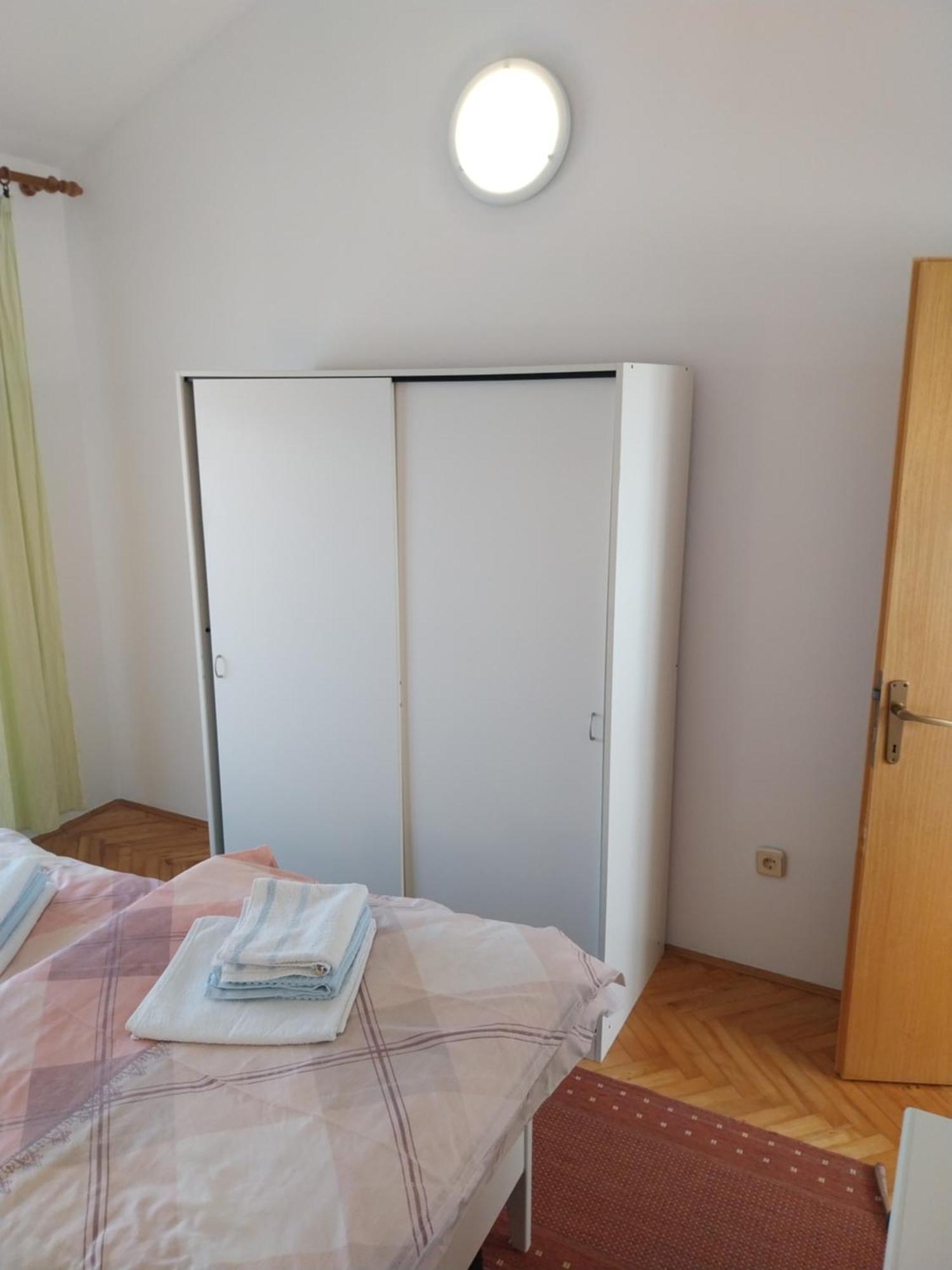 Ljubica Apartments And Rooms Supetarska Draga Exterior photo